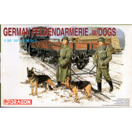 1/35  German Feldendarmerie  w/Dogs (DM)